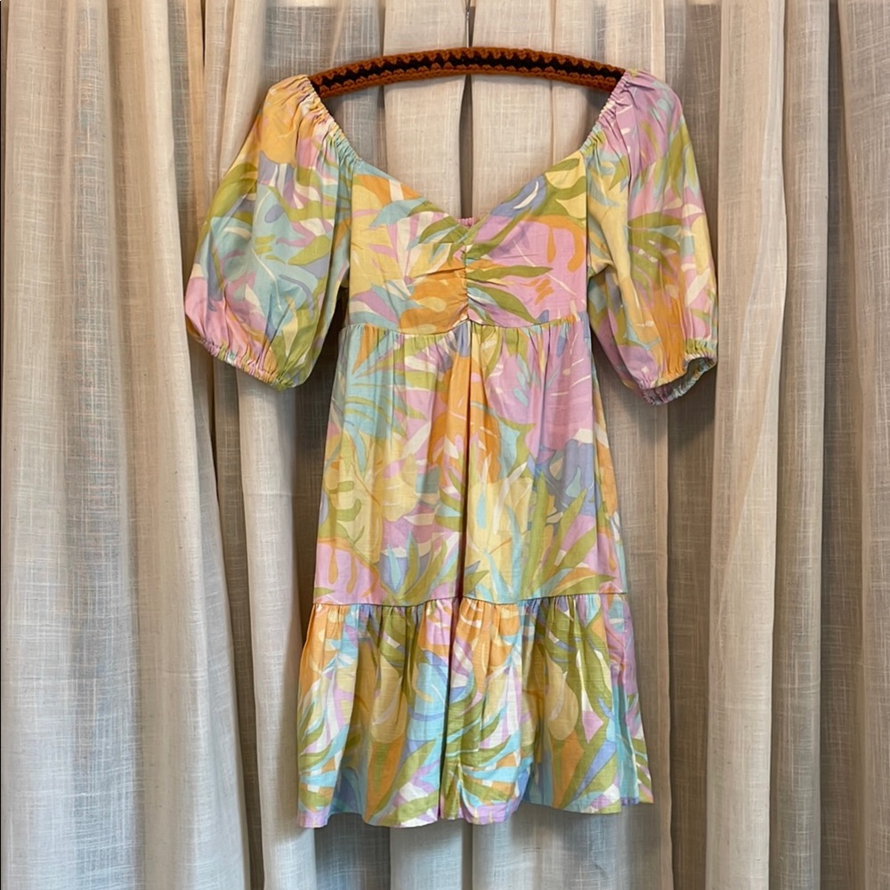 Colorful Billabong Linen Blend Puff Sleeve Dress
